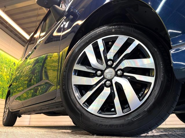 �y����14�C���`�A���~�z�C�[���z�O�ςɃ}�b�`���������A���~�z�C�[���𑕒����Ă���܂��B�e��ЊO�A���~�z�C�[����A�X�^�b�h���X�^�C�����戵�����Ă���܂��B���񂲑��k����������