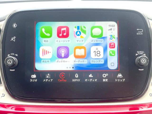 ��Apple Car Play:�X�}�z�Ƃ̗L���ڑ��ŁA�i�r�E�I�[�f�B�I�Đ��ȂǃX�}�z�̃A�v���@�\����ʂł��g����֗��@�\�ł�!