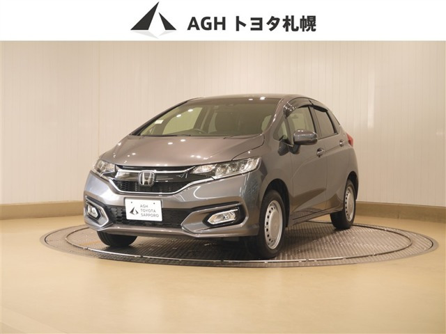 フィット1.3 13G L ホンダセンシング 4WD