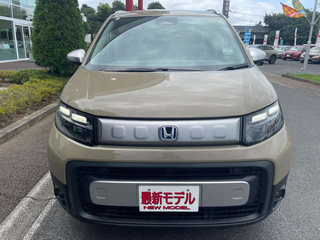 フリード1.5 e:HEV クロスター 4WD