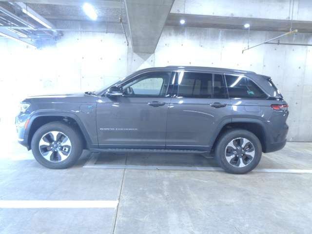 グランドチェロキーリミテッド 4xe 4WD