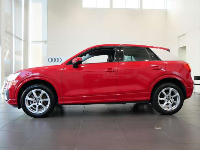 Q21.0 TFSI スポーツ