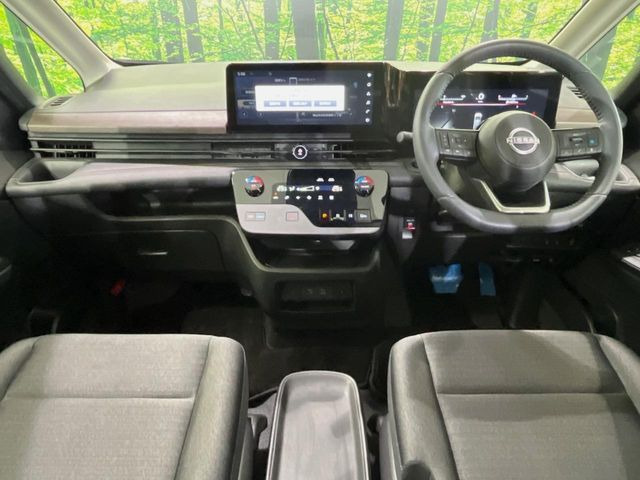 セレナ1.4 e-POWER ハイウェイスターV