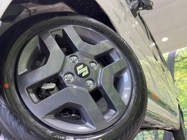 �y����14�C���`�A���~�z�C�[���z�O�ςɃ}�b�`���������A���~�z�C�[���𑕒����Ă���܂��B�e��ЊO�A���~�z�C�[����A�X�^�b�h���X�^�C�����戵�����Ă���܂��B���񂲑��k����������