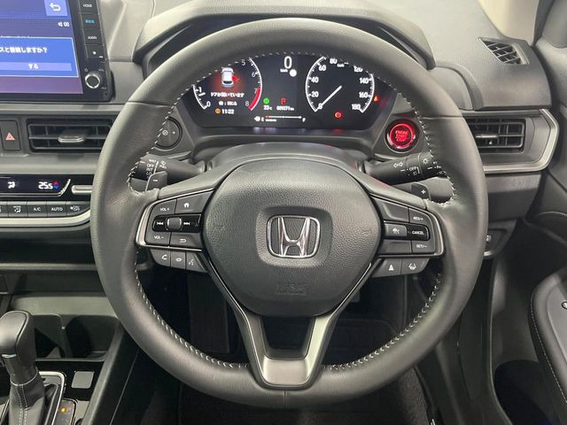 【ステアリングスイッチ】運転中、前方から目線をそらすことなく、オーディオ等の操作が可能な便利機能!安心&快適なドライブを演出してくれます♪