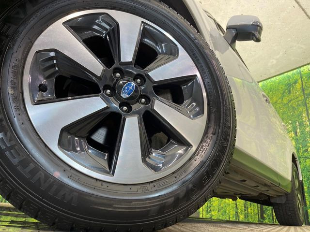 �y����17�C���`�A���~�z�C�[���z�O�ςɃ}�b�`���������A���~�z�C�[���𑕒����Ă���܂��B�e��ЊO�A���~�z�C�[����A�X�^�b�h���X�^�C�����戵�����Ă���܂��B���񂲑��k����������