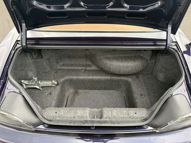 �C�ɂȂ邨�Ԃ�����܂�����E�̓d�b�ԍ����璼�ڂ��X�ɂ��₢���킹���������B�x�����@����ԗ����A��Ԃ܂łȂ�ł������������Ē����܂��B�X�^�b�t�ꓯ���A�����҂����Ă���܂��B