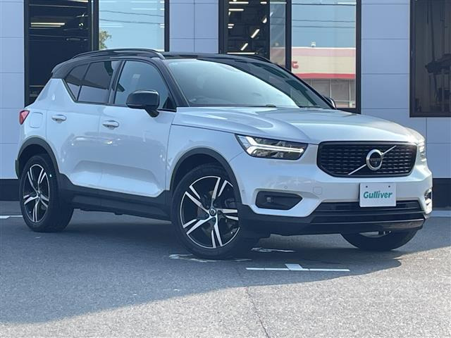 XC40B4 AWD インスクリプション 4WD