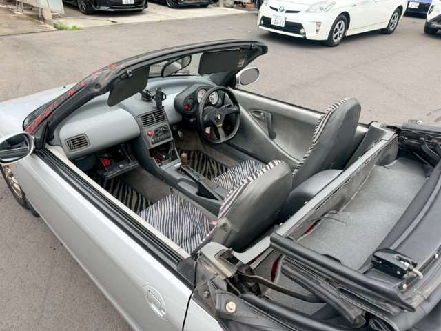 �C�ɂȂ邨�Ԃ�����܂�����E�̓d�b�ԍ����璼�ڂ��X�ɂ��₢���킹���������B�x�����@����ԗ����A��Ԃ܂łȂ�ł������������Ē����܂��B�X�^�b�t�ꓯ���A�����҂����Ă���܂��B