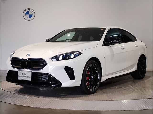 2シリーズグランクーペM235 xドライブ 4WD