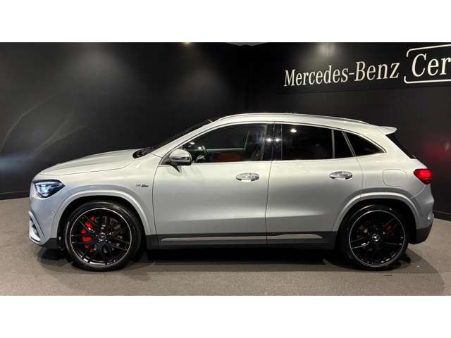 GLAクラスAMG GLA45 S 4マチックプラス 4WD