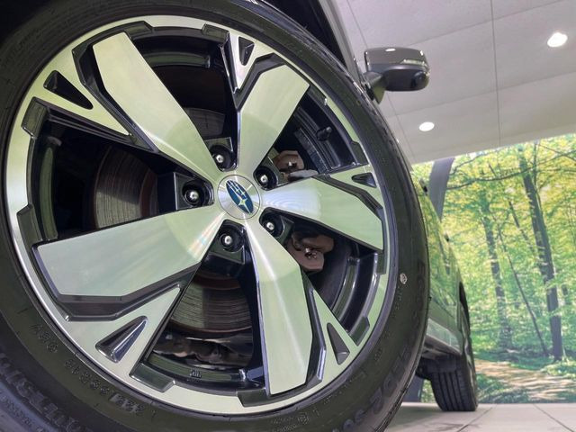 �y����18�C���`�A���~�z�C�[���z�O�ςɃ}�b�`���������A���~�z�C�[���𑕒����Ă���܂��B�e��ЊO�A���~�z�C�[����A�X�^�b�h���X�^�C�����戵�����Ă���܂��B���񂲑��k����������