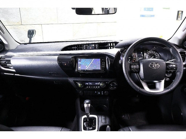 ハイラックス2.4 Z ディーゼル 4WD