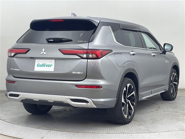 アウトランダーPHEV 2.4 P 4WD
