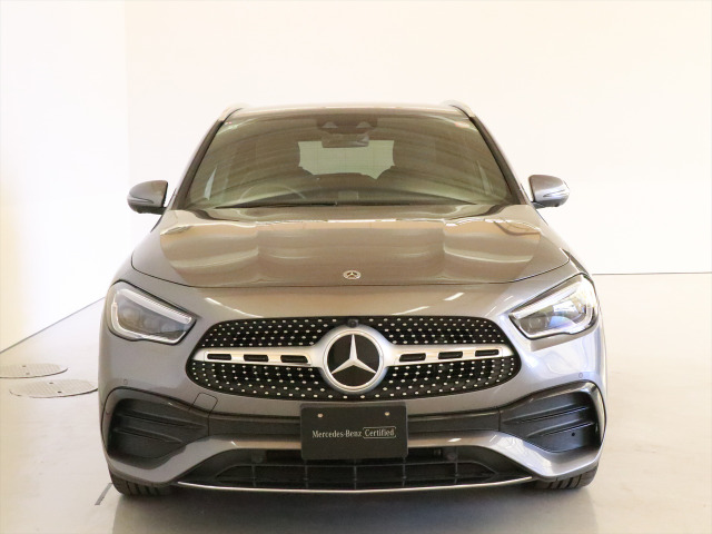 GLAクラスGLA200d 4マチック AMGライン 4WD