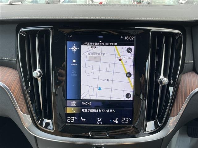 V60リチャージ PHEV T6 AWD インスクリプション 4WD
