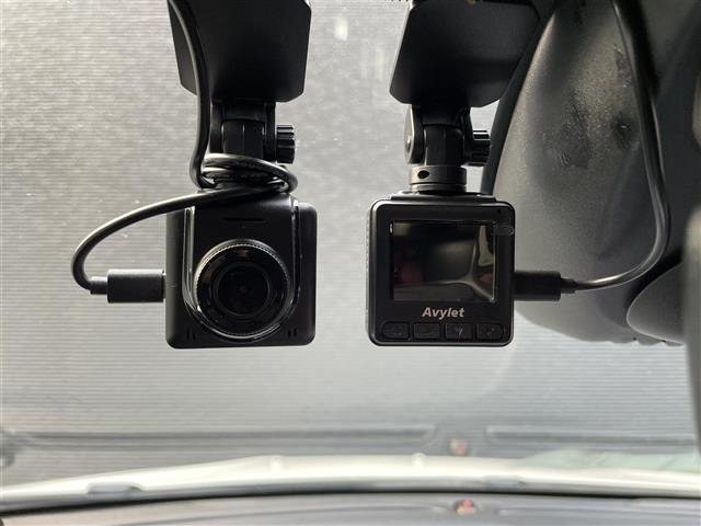 V40