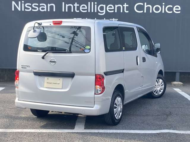 NV200バネットバン1.6 VX