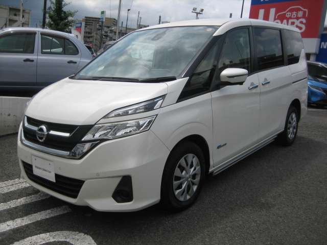 セレナ2.0 X チェアキャブ スロープタイプ 車いす1名 サード仕様
