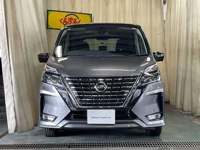セレナ2.0 ハイウェイスターV 4WD