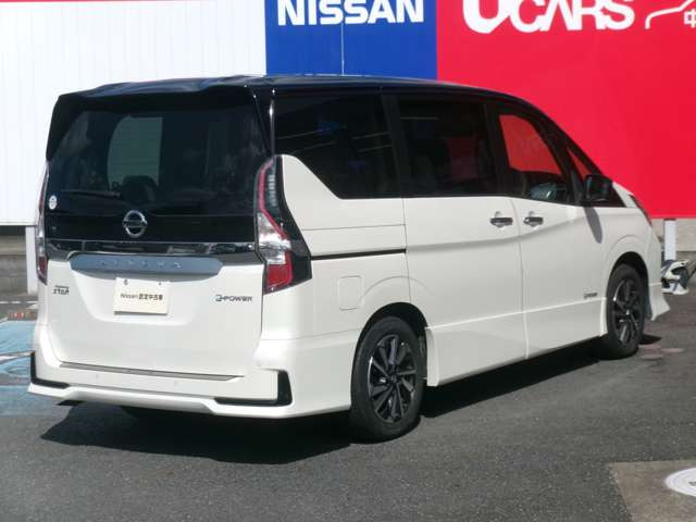 セレナ1.2 e-POWER ハイウェイスターV