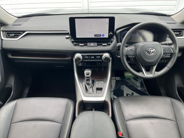 RAV42.0 G 4WD