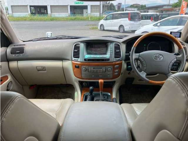 ランドクルーザーシグナス4.7 4WD