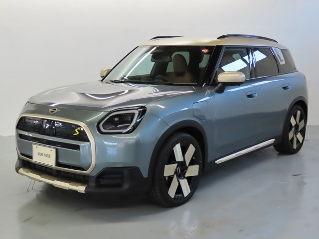 ミニカントリーマンSE ALL4 4WD