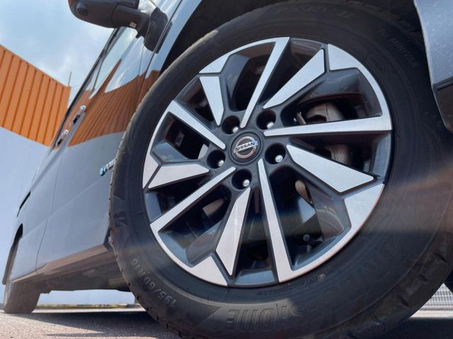 �y����16�C���`�A���~�z�C�[���z�O�ςɃ}�b�`���������A���~�z�C�[���𑕒����Ă���܂��B�e��ЊO�A���~�z�C�[����A�X�^�b�h���X�^�C�����戵�����Ă���܂��B���񂲑��k����������