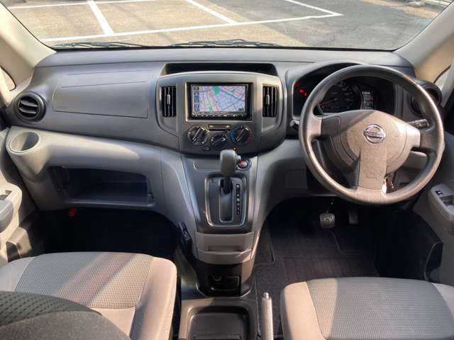 NV200バネットバン1.6 VX