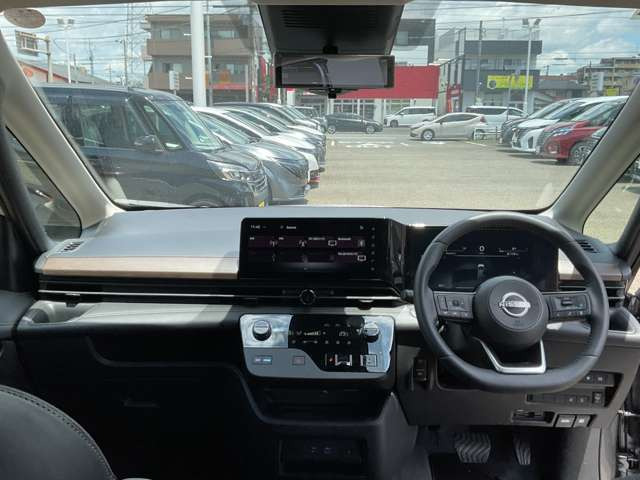 セレナ1.4 e-POWER ハイウェイスターV