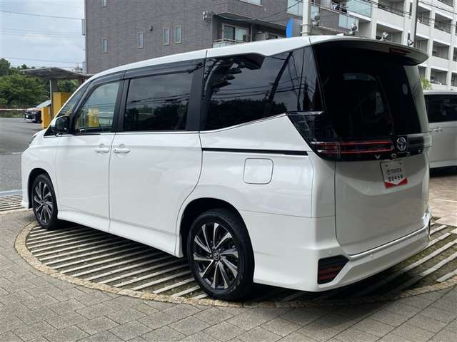 ヴォクシー