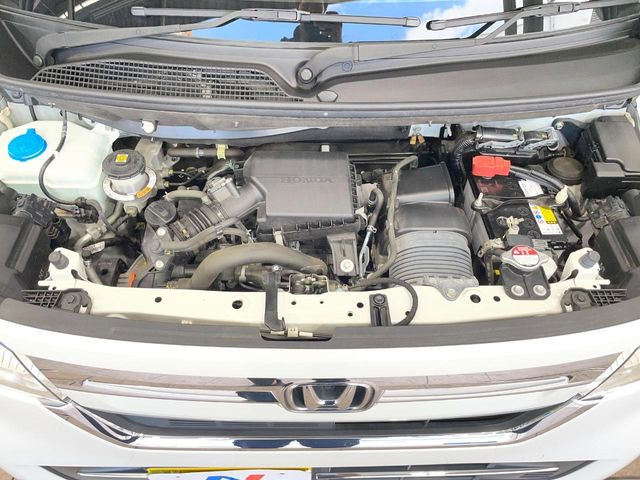 親切・丁寧な専門メカニックスタッフが応対!・車検・点検整備・事故等の修理などアフターサービスも安心。お車のカスタマイズもネクステージのサービススタッフまでご相談ください!