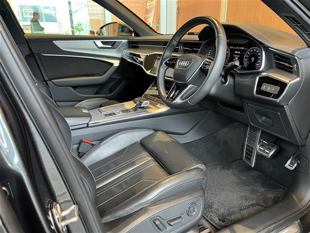 A645 TFSI クワトロ Sライン 4WD