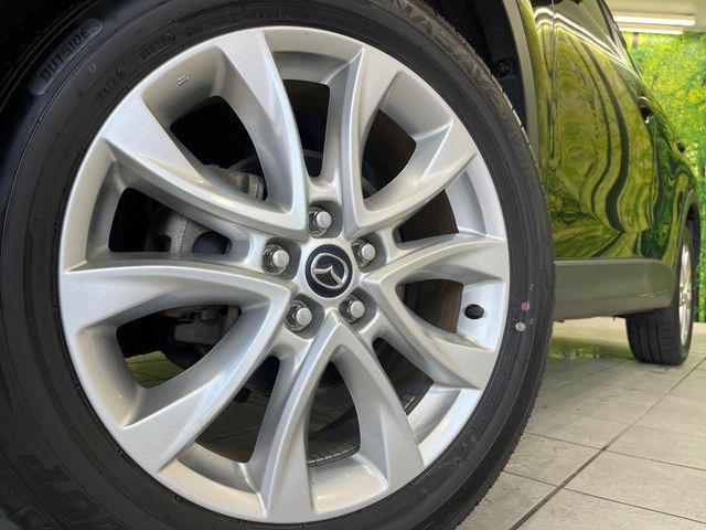 �y����19�C���`�A���~�z�C�[���z�O�ςɃ}�b�`���������A���~�z�C�[���𑕒����Ă���܂��B�e��ЊO�A���~�z�C�[����A�X�^�b�h���X�^�C�����戵�����Ă���܂��B���񂲑��k����������