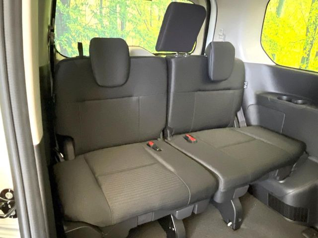3��ڃV�[�g�͂�������ԗǍD����l�ł��������ƍ����Ē����܂��̂ŁA��l���ł̂��o���������N���N�ł��􂲉Ƒ��ŁA�C�̒m�ꂽ���ԂŁA�h���C�u�ɍs���̂��y���݂ł��ˁ�