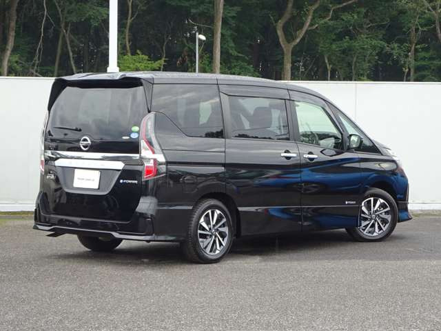 セレナ1.2 e-POWER ハイウェイスターG