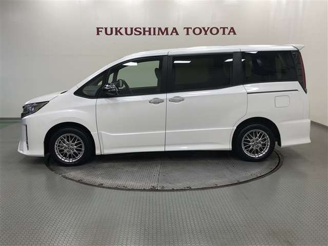 ノア1.8 ハイブリッド Si W×B II