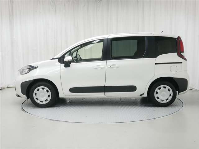 シエンタハイブリッド 1.5 G E-Four 4WD