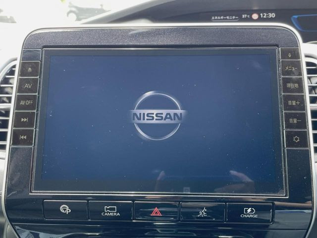 セレナ1.2 e-POWER ハイウェイスターV