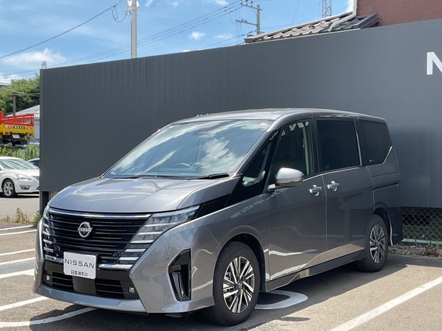セレナ1.4 e-POWER ハイウェイスターV