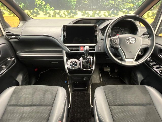 ヴォクシー2.0 ZS 煌III