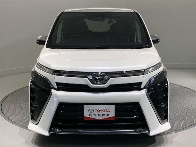 ヴォクシー2.0 ZS 煌III