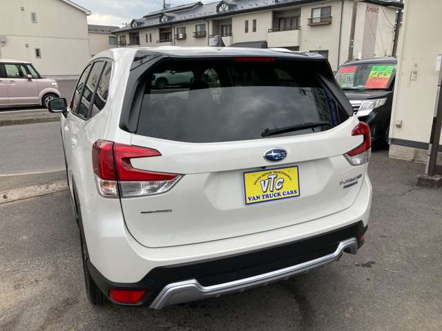 �ۏ؊��Ԃ̓G���W�������@�\�E���͓`�B�@�\��1��������0.1���L���A�X�e�A�����O�@�\�E�O��A�N�X���@�\�E�u���[�L�E�d�C�n�E��p���n�E�R���n��1��������0.1���L���ƂȂ�܂��B�ʓr1�`3�N�L�����x�ۏؗL��܂�