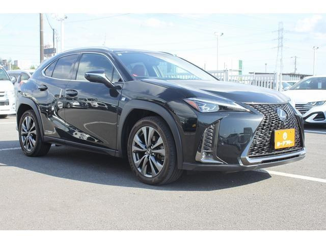UX250h Fスポーツ 4WD
