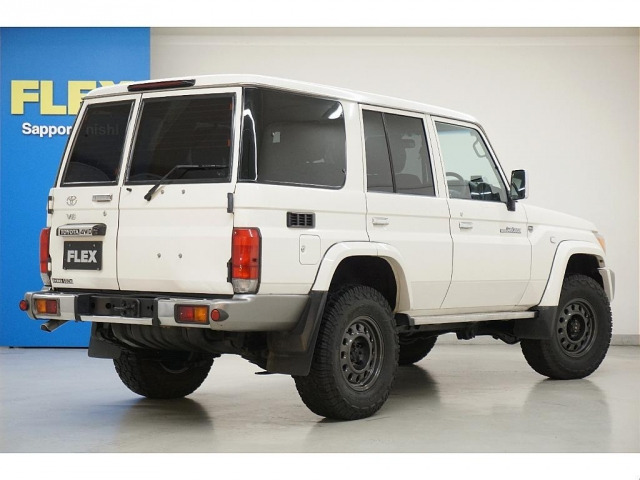 ランドクルーザー704.0 4WD