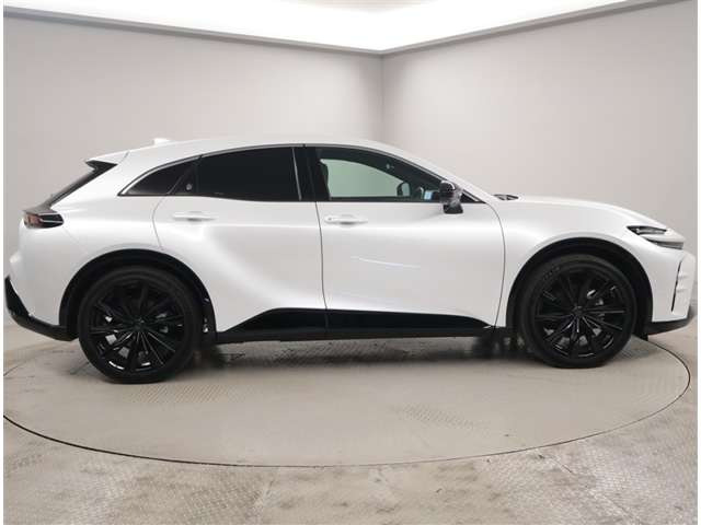 クラウンスポーツ2.5 Z E-Four 4WD