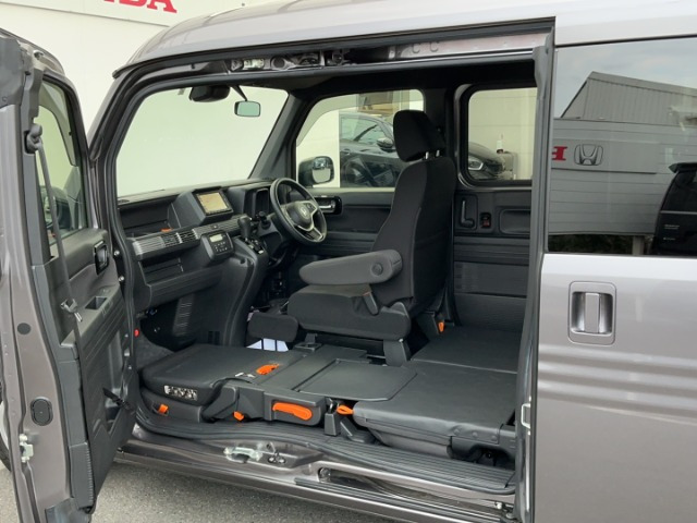 N-VAN+スタイル ファン
