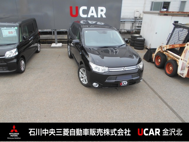 アウトランダーPHEV2.0 G プレミアムパッケージ 4WD