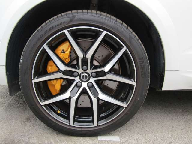 XC60T8 ポールスター エンジニアード 4WD